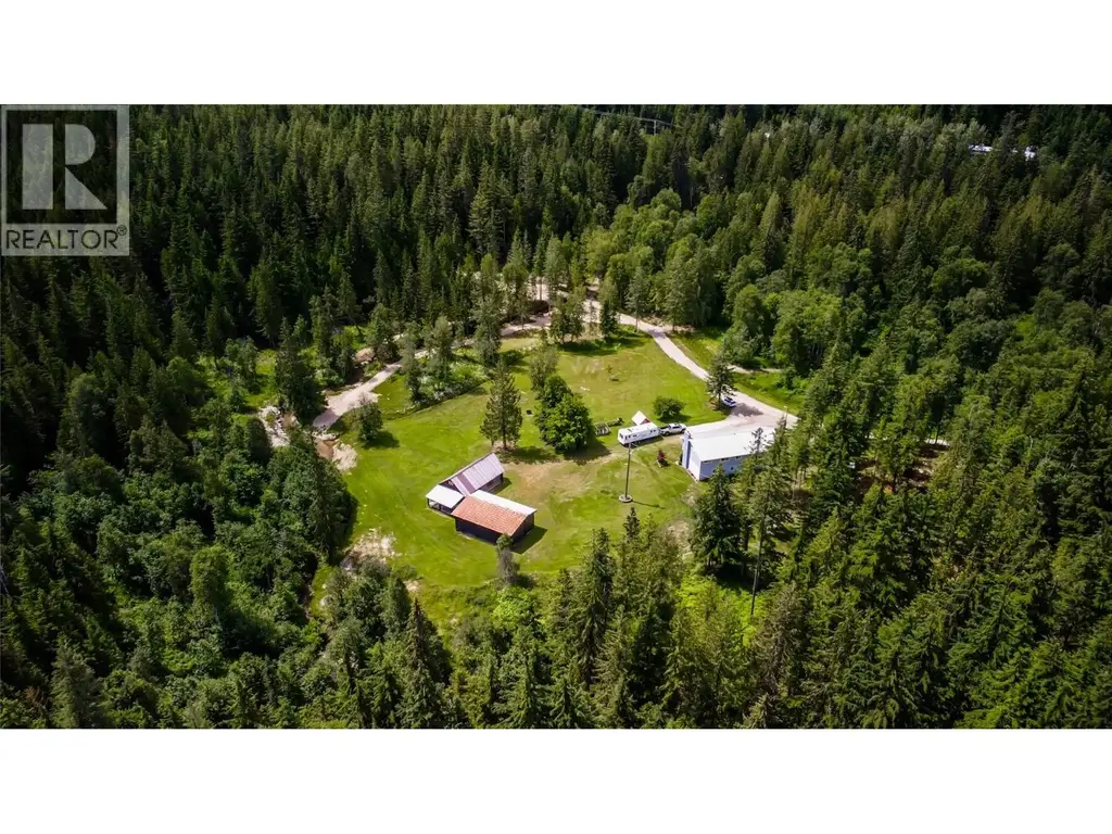1750 Highway 23 South Highway S, Revelstoke